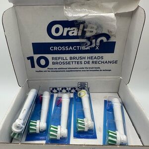 Oral-B CrossAction White Refill Brush Heads